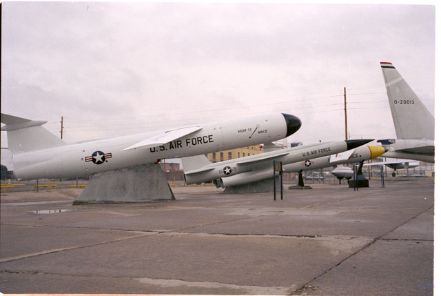 USA T03-01 Missiles