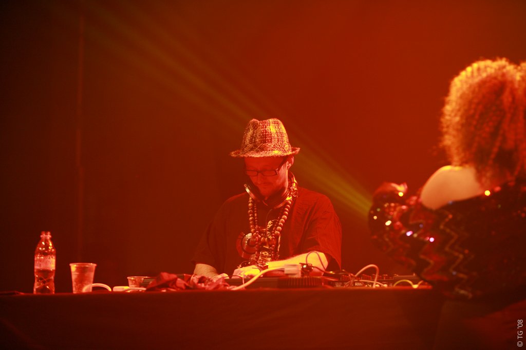 DJ Vadim 142