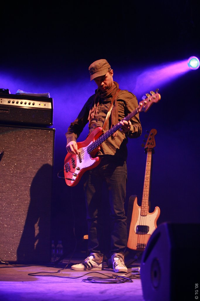 Eagle Eye Cherry 180