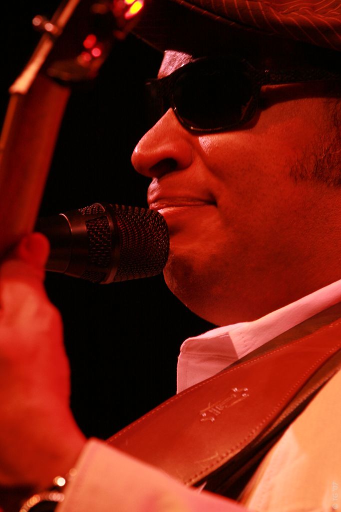 Raul Midon 016