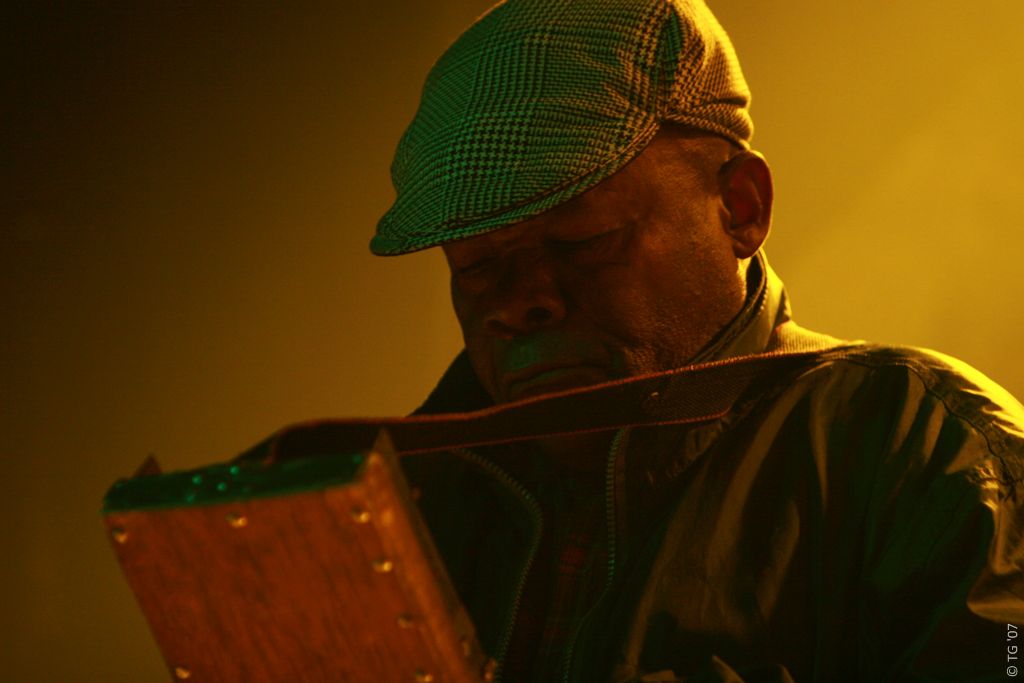 Konono No1 010
