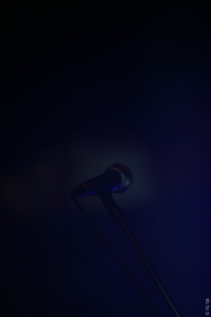 Guess What 025