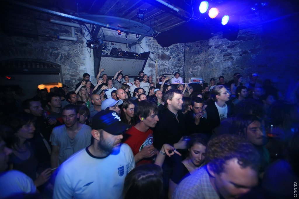 Anti-Pop Consortium 166