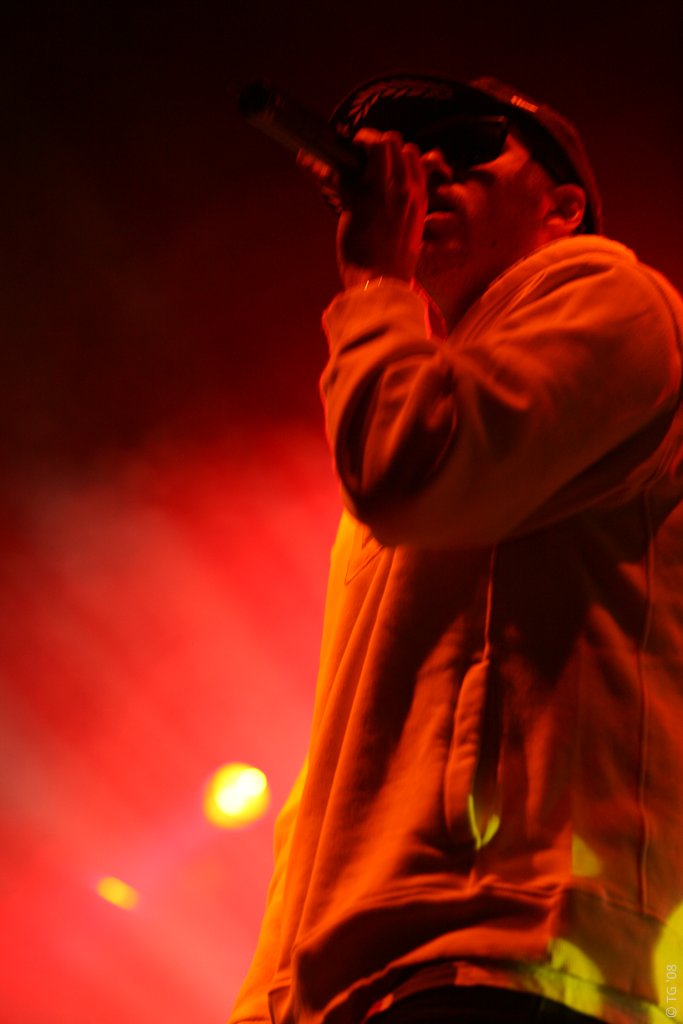 La Caution 040