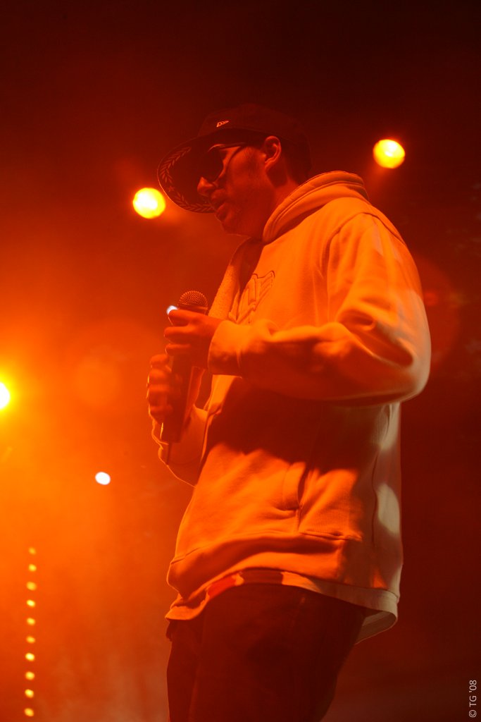 La Caution 057