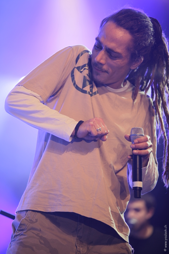 Junior Tshaka & Awadi - Festi'neuch '09