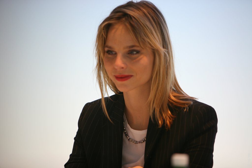 Hôtesse (9)