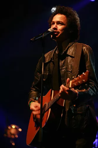 Eagle Eye Cherry 189