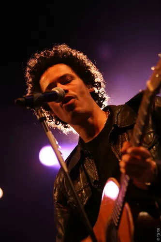 Eagle Eye Cherry 280