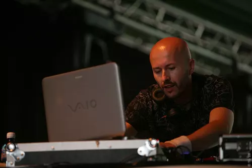 Wax Tailor 038