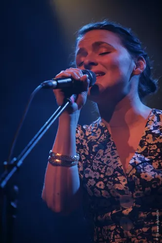 Emiliana Torrini (42)