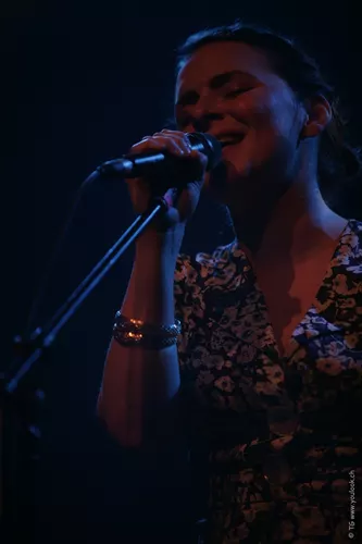 Emiliana Torrini (46)