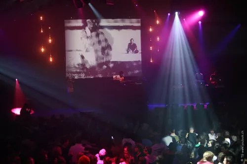 Caprices Club (2)
