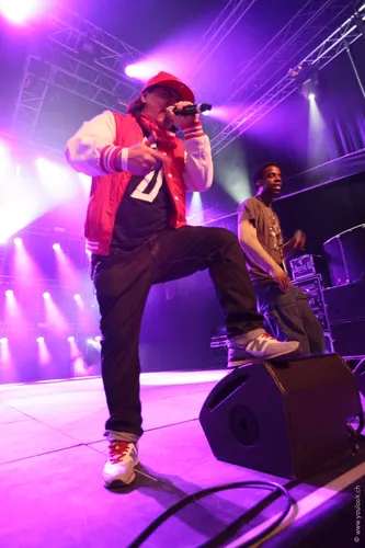 Le Club des 7 033