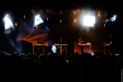 Moderat