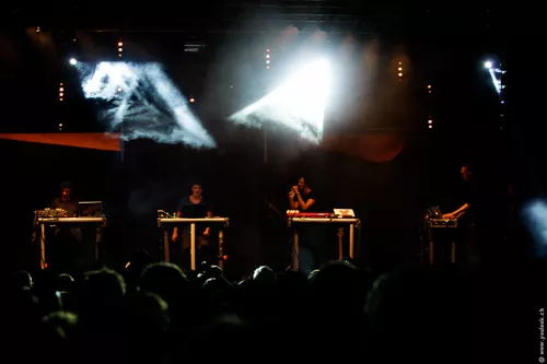 Moderat