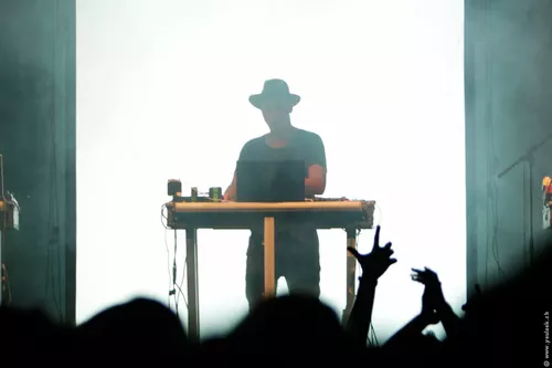 Moderat