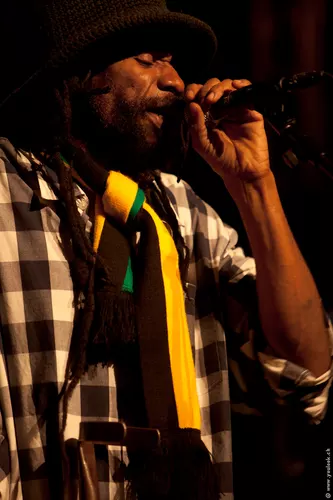 Israel Vibration