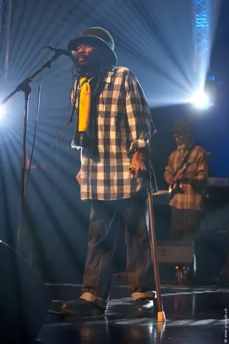 Israel Vibration