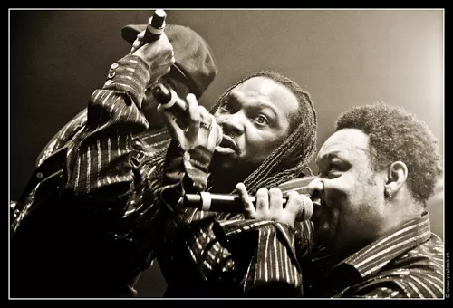 Earth, Wind and Fire Experience feat. Al McKay