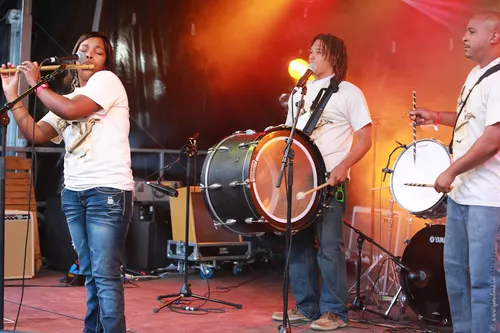 Rising Star Fife Drum Band