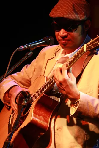 Raul Midon 029