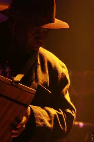 Konono No1 173